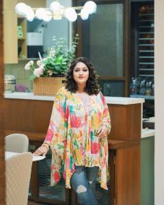 meghana-latest-picture-after-weight-gain-006