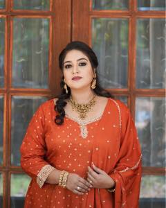 meghana-latest-picture-after-weight-gain-008