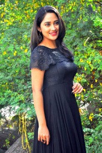 mia-george-latest-images-656-00199