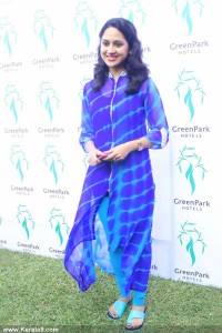 mia-george-latest-photos-00321