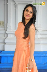 mia-george-latest-photos-02938-01851