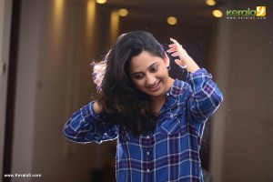 mia-george-latest-stills-000-00519