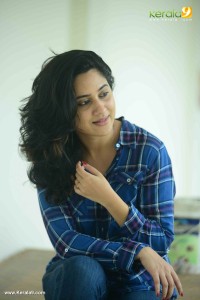 mia-george-latest-stills-00021