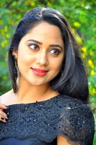 mia-george-latest-stills-333-00570