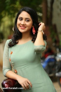 mia-george-latest-stills-999-00221