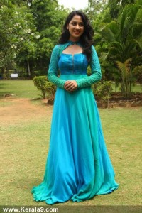 mia-george-new-photos-00397