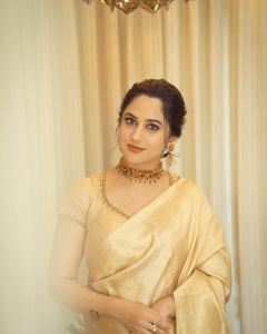 miya-george-in-golden-clour-saree-photos-006