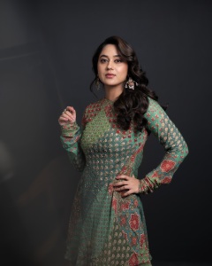 miya-george-in-short-kurta-sharara-set-ideas-images-001