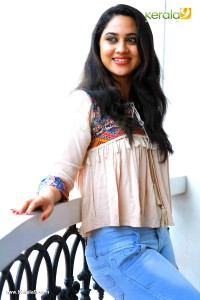 miya-george-stills-666-00223