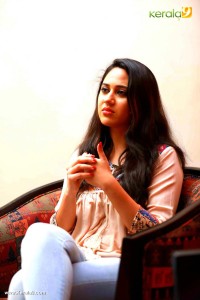 miya-george-stills-999-00230