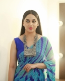 miya-actress-in-Authentic-North-Indian-Bandhani-Saree-in-blue-002