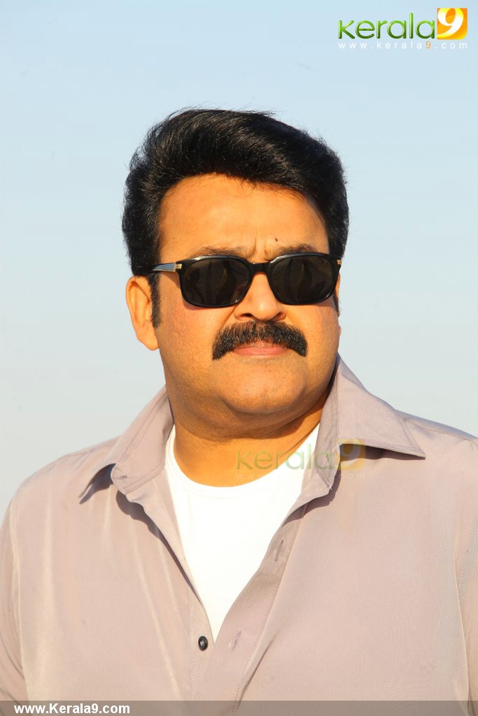 4178mohanlal_pictures_08-003