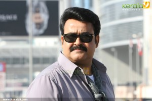3932mohanlal_photos_0-002