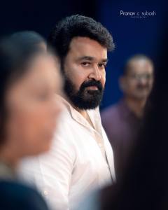 mohanlal-in-white-shirt-004