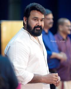 mohanlal-in-white-shirt-007