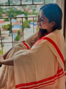 mrudula-murali-in-kerala-saree-with-red-border-and-ornaments-photos-006