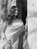 mrunal-thakur-latest-images-002