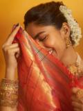 mrunal-thakur-latest-pictures-013