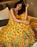 Actress-Mrunal-Thakur-photos-002