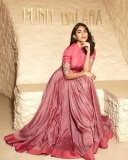Actress-Mrunal-Thakur-photos-007