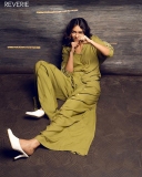 Actress-Mrunal-Thakur-photos-035
