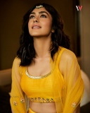 Actress-Mrunal-Thakur-pictures
