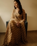 mrunal-thakur-beautiful-photos-latest-007