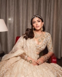mrunal-thakur-in-bridal-lehenga-look-007