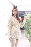 Actress Mrunal Thakur Stills @ Sita Ramam Movie Interview