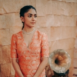 mrunal-thakur-in-orange-dress-photos-001