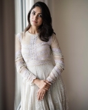 mrunal-thakur-latest-images-in-white-thread-gown-008