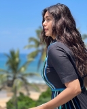 mrunal-thakur-latest-photos-004