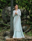 mrunal-thakur-new-photos-in-lehenga-016