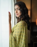 mrunal-thakur-new-photos1200-