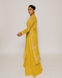 mrunal-thakur-new-photos1200-009