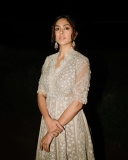 mrunal-thakur-night-photoshoot-new