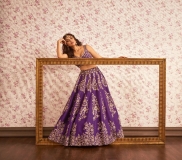 mrunal-thakur-wearing-exquisite-bridal-collection-photos-007