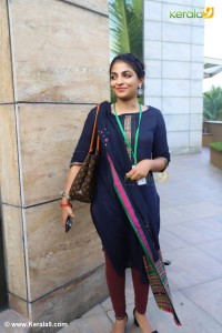actress-mythili-latest-photos-092-137