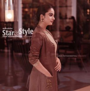 Namitha Pramod new photos4532-3