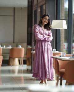 namitha-pramod-beautiful-photos-in-different-dresses-012