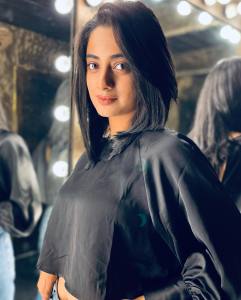 namitha-pramod-in-black-top-and-jeans-photos-005