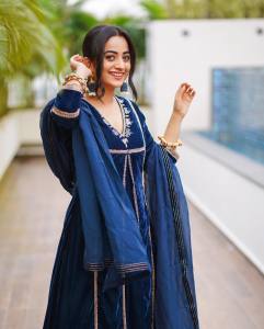 namitha-pramod-in-blue-velvet-churidar-photos-009