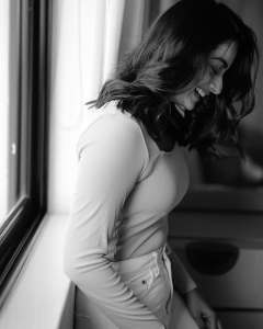 namitha-pramod-in-crop-top-and-white-jeans-combination-dress-photos-007