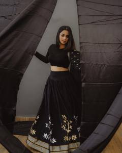 namitha-pramod-in-full-black-lehenga-images-008