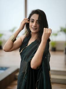 namitha-pramod-in-green-saree-photos-001