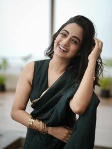 namitha-pramod-in-green-saree-photos-008