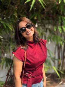 namitha-pramod-in-jeans-with-simple-top-ideas-photos-001
