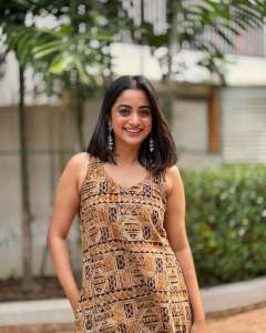 namitha-pramod-in-kalamkari-sleeveless-top-dress-photos