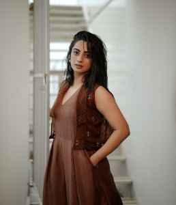 namitha-pramod-in-latest-fashion-dress-style-ideas-photos-009