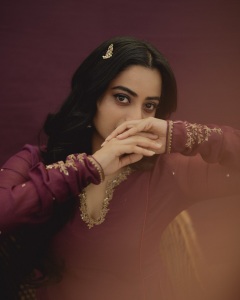 namitha-pramod-in-light-Magenta-colour-churidar-with-design-for-party-photos-005